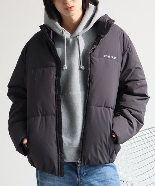 CONVERSE(コンバース)の「【CONVERSE/コンバース】ビッグシルエット ファイバーダウン スタンドジャケット(ダウンジャケット/コート・メンズ・ホワイト/ブラック/グレー・LL/L/M)」の3枚目の写真