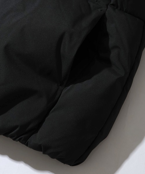 CONVERSE(コンバース)の「【CONVERSE/コンバース】ビッグシルエット ファイバーダウン スタンドジャケット(ダウンジャケット/コート・メンズ・ホワイト/ブラック/グレー・LL/L/M)」の20枚目の写真