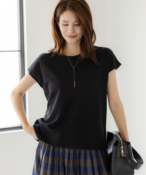 Elura（エルーラ）の「大人シアフレンチTシャツ/133648（Tシャツ/カットソー・レディース・ブラック/ベージュ/ホワイト・MEDIUM/LARGE）」の2枚目の写真
