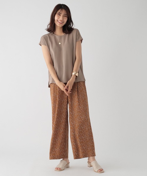 Elura（エルーラ）の「大人シアフレンチTシャツ/133648（Tシャツ/カットソー・レディース・ブラック/ベージュ/ホワイト・MEDIUM/LARGE）」の21枚目の写真