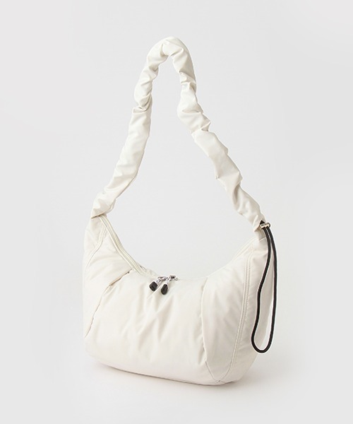 LOVETOXIC（ラブトキシック）の「ドローコードビックショルダー（ショルダーバッグ・キッズ・ライトカーキ/オフホワイト/グレー/ブラック/シルバー・FREE）」の2枚目の写真