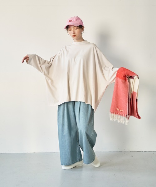Kelen(ケレン)の「「KELEN/ケレン」ワイドボックスシルエットトップス(Tシャツ/カットソー・レディース・ライトベージュ/ブラック/ブルー系その他/ブラウン・FREE)」の14枚目の写真