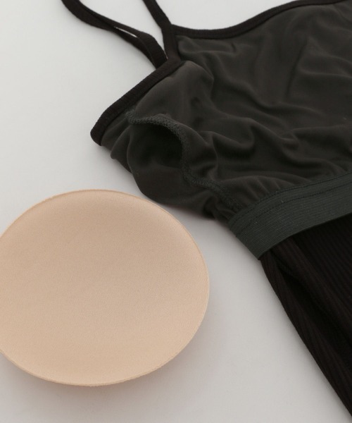 Andemiu（アンデミュウ）の「リブカップツキキャミ141729（キャミソール・レディース・ライトベージュ/ブラック/オフホワイト・FREE）」の4枚目の写真