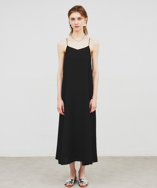 cloenc（クロエンス）の「◆【手洗い可】レーヨンキャミワンピース（ワンピース・レディース・カーキ/ブラック・02/01）」の2枚目の写真