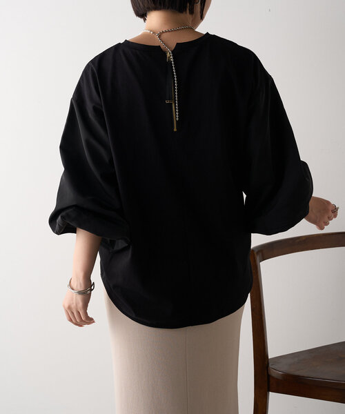 Jena espace merveilleux(ジェナ エスパスメルヴェイユ)の「異素材ランタンスリーブカットソー(Tシャツ/カットソー・レディース・カーキ/ブラック/グレー・FREE)」の10枚目の写真