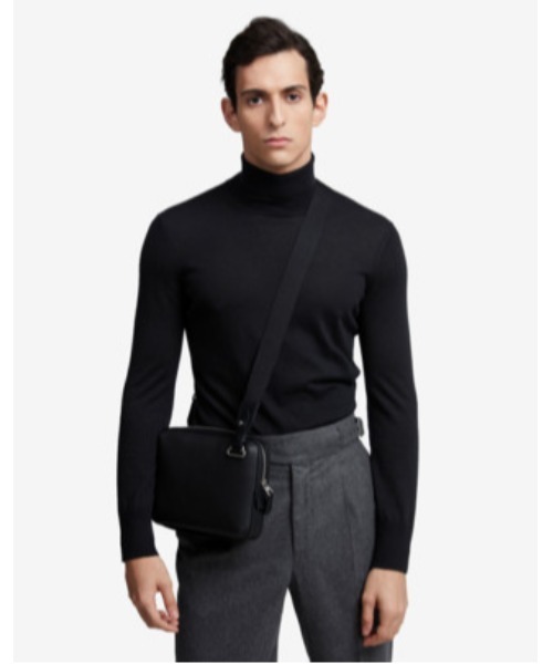 dunhill(ダンヒル)の「1893ハーネス シティ メッセンジャー バッグ / 1893 HARNESS CITY MESSENGER, BLACK(メッセンジャーバッグ・メンズ・ブラック・ONE SIZE)」の3枚目の写真