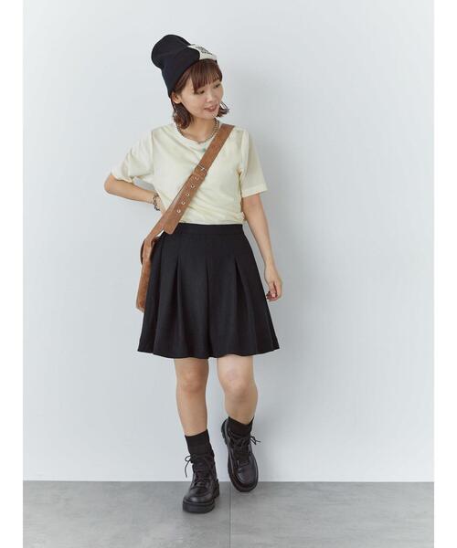 ehka sopo（エヘカソポ）の「レースアップニットブーツ（ブーツ・レディース・オフホワイト/ブラック・M/L）」の22枚目の写真