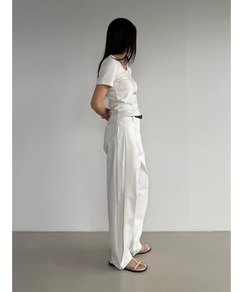 Didot.showroom(ディドット ショールーム)の「2WAYサイドタックワイドパンツ(スラックス・レディース・チャコール/ベージュ/アイボリー・S/M)」の6枚目の写真