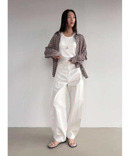 Didot.showroom(ディドット ショールーム)の「2WAYサイドタックワイドパンツ(スラックス・レディース・チャコール/ベージュ/アイボリー・S/M)」の17枚目の写真