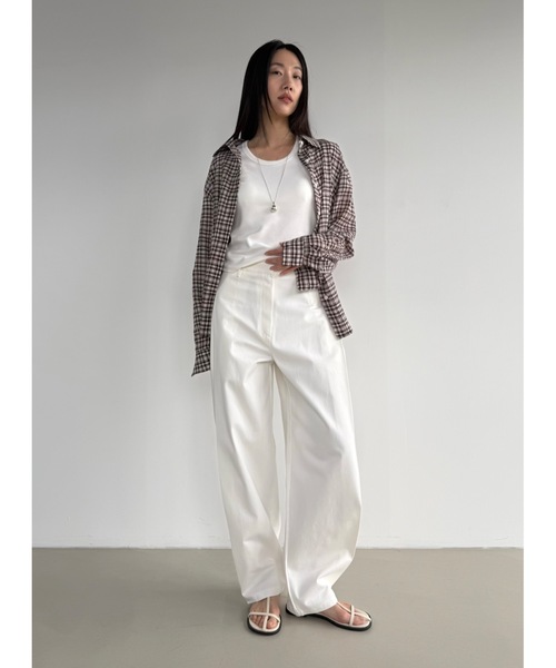 Didot.showroom(ディドット ショールーム)の「2WAYサイドタックワイドパンツ(スラックス・レディース・チャコール/ベージュ/アイボリー・S/M)」の18枚目の写真