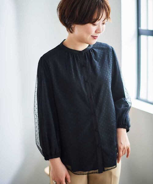 le.coeur blanc(ルクールブラン)の「ドットチュールレイヤードブラウス(シャツ/ブラウス・レディース・アイボリー/ブラック・38)」の2枚目の写真