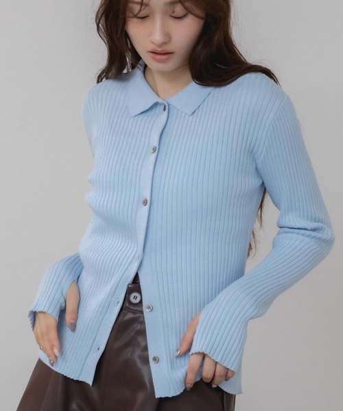HEILIS(ヘイリス)の「【定番人気!HIT ITEM!】【original】フィンガーホール付きロングスリーブラメポロニット/ブラック グレー チャコール ブルー ブラウン モカ ベージュ ネイビー ニット トップス リブ カーディガン 長袖 プルオーバー ノームコア シティガール 春服 秋服 冬服 韓国 シンプル 無地 リブ カーディガン ラメ オフィスカジュアル 指抜き 指穴 前開き コンパクト 長袖 トップス(ポロシャツ・レディース・モカ/ブラック/グレー/ブルー/ネイビー/ブラウン/ピンク・FREE)」の6枚目の写真