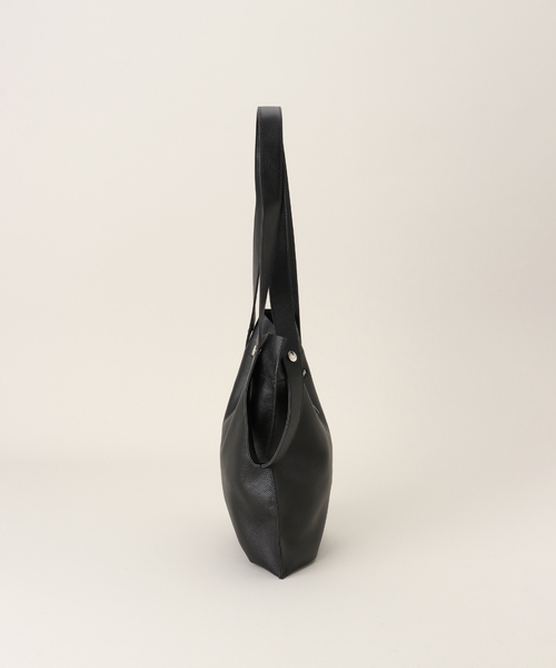 LE TALON（ルタロン）の「BEAURE/ビュレ カウレザー 2デザイン ハンドル（トートバッグ・レディース・シルバー・FREE）」の3枚目の写真