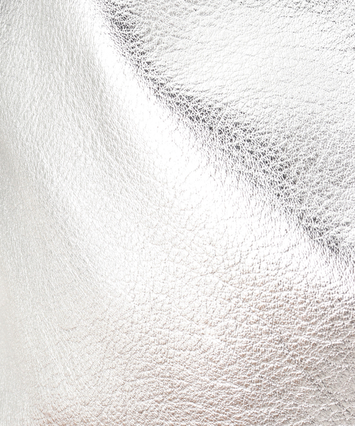 LE TALON（ルタロン）の「BEAURE/ビュレ カウレザー 2デザイン ハンドル（トートバッグ・レディース・シルバー・FREE）」の6枚目の写真