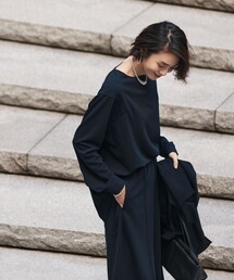 COGTHEBIGSMOKE（コグザビッグスモーク）の「【別注】COG THE BIGSMOKE / ラウンドネック トップス（Tシャツ/カットソー・レディース）」