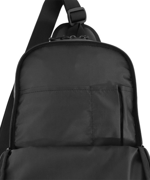 MICHAEL LINNELL(マイケル リンネル)の「【MICHAEL LINNELL/マイケルリンネル】Shoulderbag/ ワンショルダーボディバッグ(容量:約8L)(ボディバッグ/ウエストポーチ・メンズ・ブラック・FREE)」の21枚目の写真