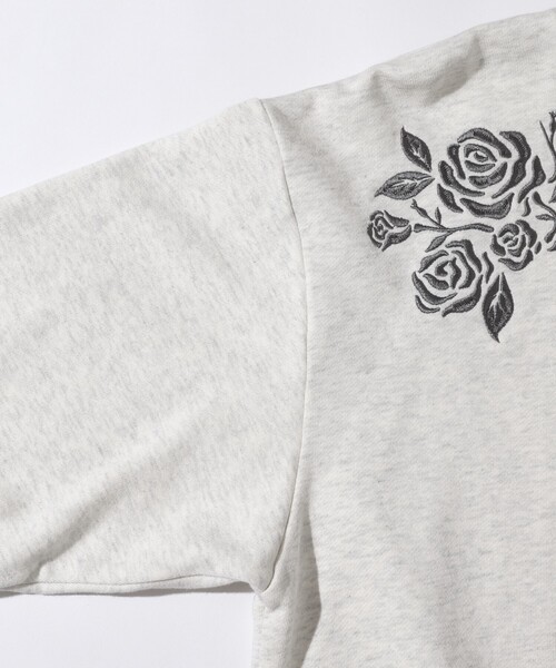 Firsthand（ファーストハンド）の「Firsthand/ファーストハンド オーガニックコットン ローズ刺繍スウェット（スウェット・レディース・オートミール/ネイビー/チャコールグレー・FREE）」の7枚目の写真
