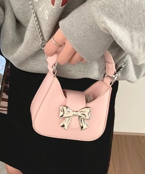 Vipoa(ヴィポア)の「Ribbon small bag(ショルダーバッグ・レディース・レッド/ピンク/ホワイト/ブラック/シルバー・FREE)」の10枚目の写真
