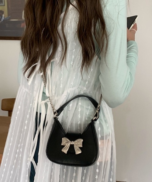 Vipoa(ヴィポア)の「Ribbon small bag(ショルダーバッグ・レディース・レッド/ピンク/ホワイト/ブラック/シルバー・FREE)」の8枚目の写真