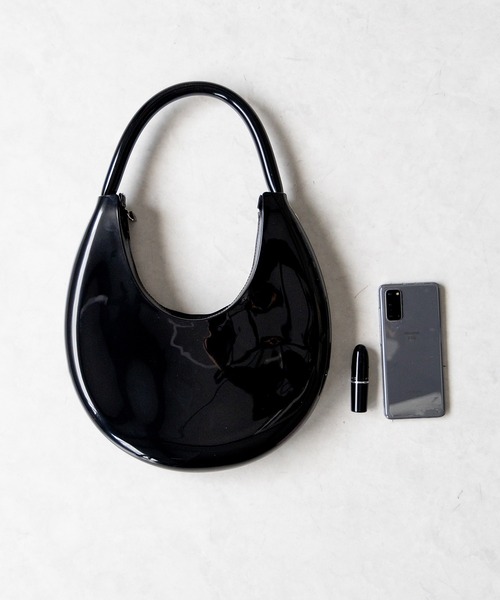 ショルダーバッグ・ポシェット MUCENT MERCY EYELET HALF MOON MINI CROSS BAG 5BMR0102 MUCENT(ムセント) ショルダーバッグ(メンズ) - 海外通販のBUYMA