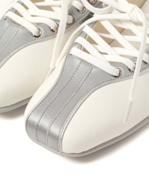 BAYFLOW（ベイフロー）の「[トレンドデザイン]バレエライクスニーカ－（スニーカー・レディース・ホワイト/ブラック・MEDIUM/LARGE）」の22枚目の写真