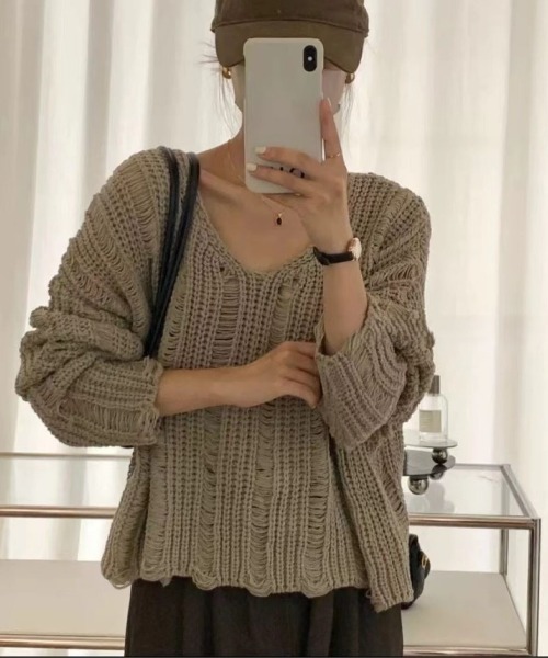 LETee(レティー)の「ダメージ風ニットプルオーバー(ニット/セーター・レディース・ホワイト/ベージュ/ブラック/レッド・FREE)」の3枚目の写真