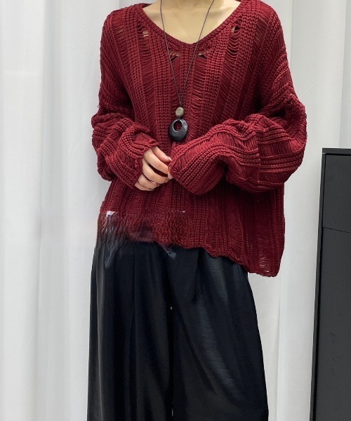 LETee(レティー)の「ダメージ風ニットプルオーバー(ニット/セーター・レディース・ホワイト/ベージュ/ブラック/レッド・FREE)」の4枚目の写真