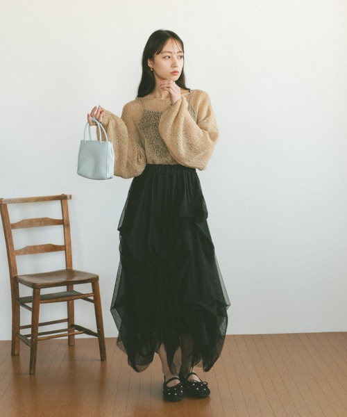 VANNIE U（ヴァニーユー）の「タックデザインチュールスカート