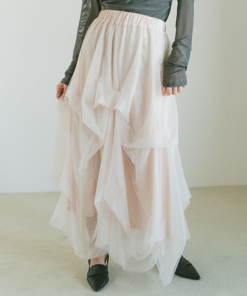 VANNIE U(ヴァニーユー)の「タックデザインチュールスカート/SMサイズ展開(スカート・レディース・アイボリー/ブラック・SMALL/MEDIUM)」の18枚目の写真