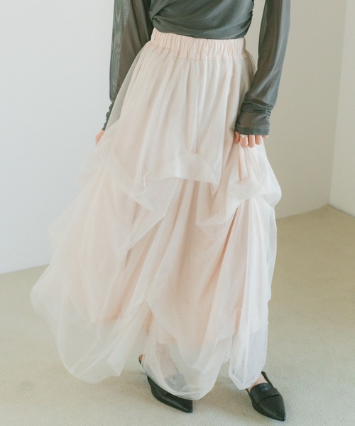 VANNIE U(ヴァニーユー)の「タックデザインチュールスカート/SMサイズ展開(スカート・レディース・アイボリー/ブラック・SMALL/MEDIUM)」の21枚目の写真