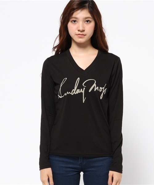 AZUL by moussy(アズールバイマウジー)の「Sunday Mojo V/NロンT(Tシャツ/カットソー・レディース・オフホワイト/トップグレー/ブラック/ダークブラウン・SMALL/X-LARGE/MEDIUM/LARGE)」の5枚目の写真