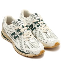New Balance｜ニューバランスのシューズ（シルバー/銀色系）通販