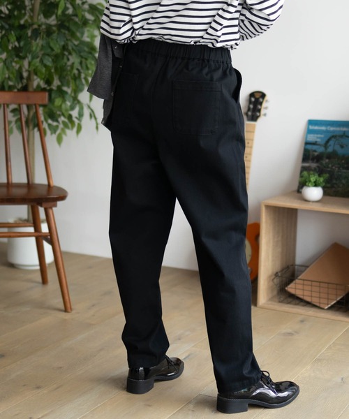 NAVY(ネイビー)の「NAVY ストレッチチノテーパードパンツ(チノパンツ・レディース・ベージュ/ブラック・L/M)」の7枚目の写真