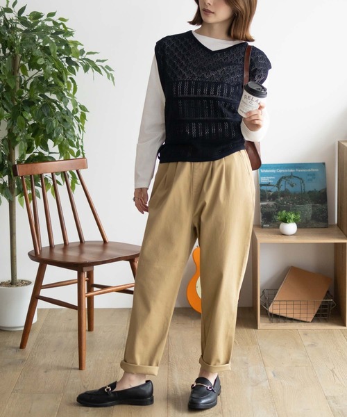 NAVY(ネイビー)の「NAVY ストレッチチノテーパードパンツ(チノパンツ・レディース・ベージュ/ブラック・L/M)」の13枚目の写真