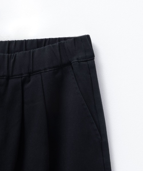 NAVY(ネイビー)の「NAVY ストレッチチノテーパードパンツ(チノパンツ・レディース・ベージュ/ブラック・L/M)」の18枚目の写真