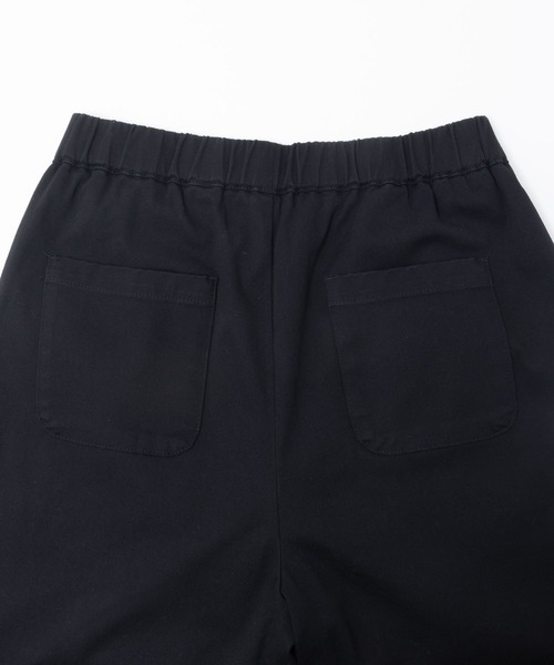 NAVY(ネイビー)の「NAVY ストレッチチノテーパードパンツ(チノパンツ・レディース・ベージュ/ブラック・L/M)」の20枚目の写真