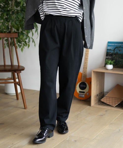 NAVY(ネイビー)の「NAVY ストレッチチノテーパードパンツ(チノパンツ・レディース・ベージュ/ブラック・L/M)」の4枚目の写真