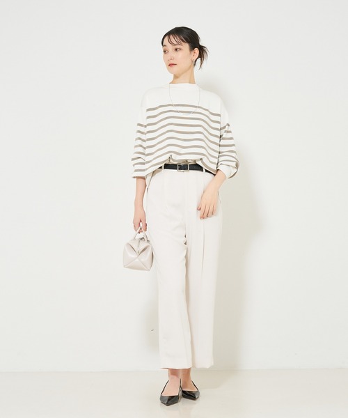 qualite（カリテ）の「コットンストレッチハイネックニット/春服/オフィスカジュアル/ボーダーニット（ニット/セーター・レディース・ダークネイビー/オフホワイト/グレイッシュベージュ・フリー）」の9枚目の写真