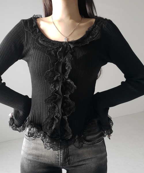 me+em select(ミームセレクト)の「【 3color 】レースフリルドッキングリブニットカーディガン / lace frill docking rib knit cardigan(カーディガン/ボレロ・レディース・グレー/ブラック/アイボリー・FREE)」の19枚目の写真