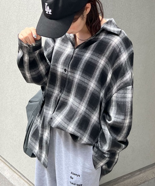 ABYS（アビス）の「アソートチェックBIGシャツ（シャツ/ブラウス・レディース・ブラック/ホワイト/ネイビー・MEDIUM/LARGE）」の11枚目の写真