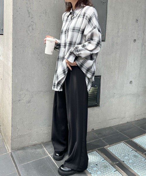 ABYS（アビス）の「アソートチェックBIGシャツ（シャツ/ブラウス・レディース・ブラック/ホワイト/ネイビー・MEDIUM/LARGE）」の18枚目の写真