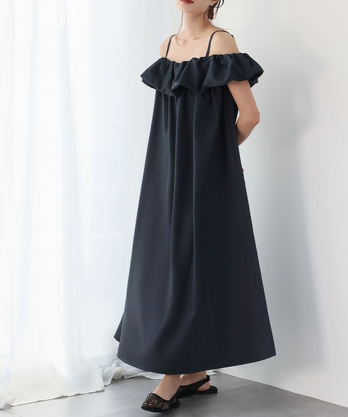 ELFRANK(エルフランク)の「2WAYオフショルダーギャザーフリルキャミワンピース(ワンピース・レディース・ベージュ/ネイビー/ブラウン・FREE)」の10枚目の写真