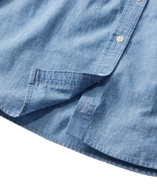 L.L.Bean(エルエルビーン)の「エッセンシャル・コットン・シャツ、シャンブレー 長袖 米国フィット・レギュラー(シャツ/ブラウス・レディース・ライトインディゴブルー・X-SMALL/SMALL/MEDIUM)」の3枚目の写真
