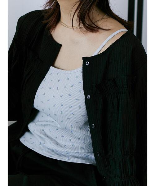 ehka sopo(エヘカソポ)の「小花柄カップ付きキャミソール(キャミソール・レディース・ブラック/サックスブルー/キナリ/グレー・F)」の12枚目の写真