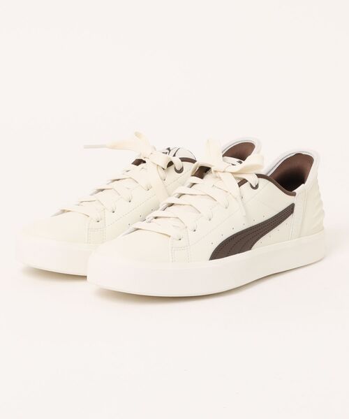 PUMA(プーマ)の「【PUMA】プーマ V COURT EASE IN(Vコート イーズイン)レースアップスニーカー 402486(スニーカー・レディース・アイボリー/ホワイト×ブラック/ホワイト×ホワイト/ブラック×ブラック・23.0cm/23.5cm/24.0cm/24.5cm/25.0cm/22.5cm/25.5cm)」の2枚目の写真