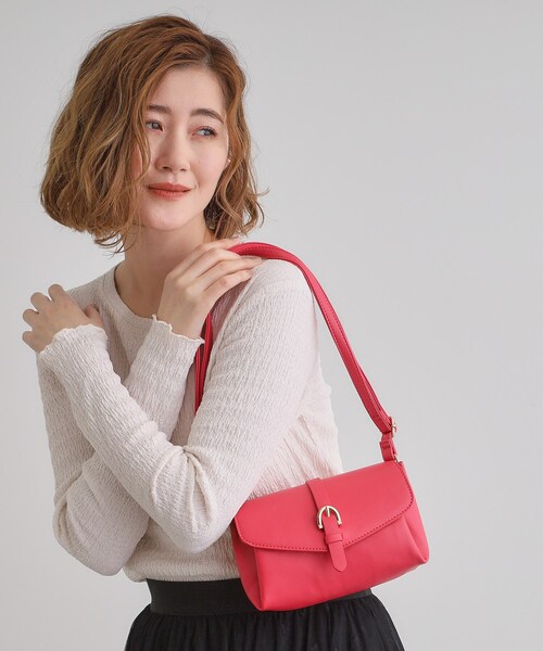 grove(グローブ)の「フラップベルトミニショルダー(ショルダーバッグ・レディース・ライトブルー/ブラック/アイボリー/ピンク系・00)」の11枚目の写真