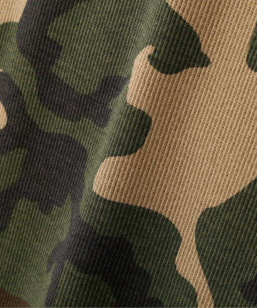 AVIREX（アヴィレックス）の「《WEB限定》DAILY RIB LONG SLEEVE CREW NECK T-SHIRT "CAMOUFLAGE" / リブ クルーネック 長袖Tシャツ "カモフラージュ" デイリーウェア / AVIREX / アヴィレックス（Tシャツ/カットソー・メンズ・グレー系カモフラージュ/グリーン系カモフラージュ・SMALL/MEDIUM/LARGE/X-LARGE）」の6枚目の写真