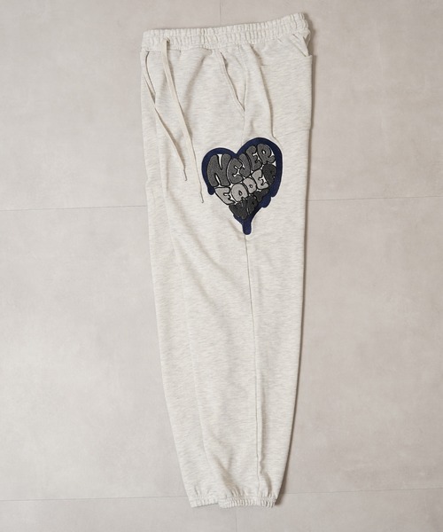 1111clothing(ワンフォークロージング)の「ハート サガラ刺繍 スウェットパンツ【セットアップ 可能】/ Heart Sagara Embroidery Sweatpants(スウェットパンツ・レディース・ブラック/チャコールグレー/ネイビー/アッシュ・M/L)」の18枚目の写真