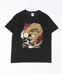 AVALON(U.Q)（アバロン）の「三色龍  JIN+　半袖ホワイトTシャツ（Tシャツ/カットソー）」