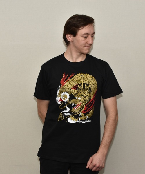 JIN plus（ジンプラス）の「三色龍  JIN+　半袖ホワイトTシャツ（Tシャツ/カットソー・メンズ・ブラック系その他2/ブラック系その他/ブラック系その他3/ホワイト系その他4/ブラック系その他5・MEDIUM/SMALL/X-LARGE/XX-LARGE）」の2枚目の写真
